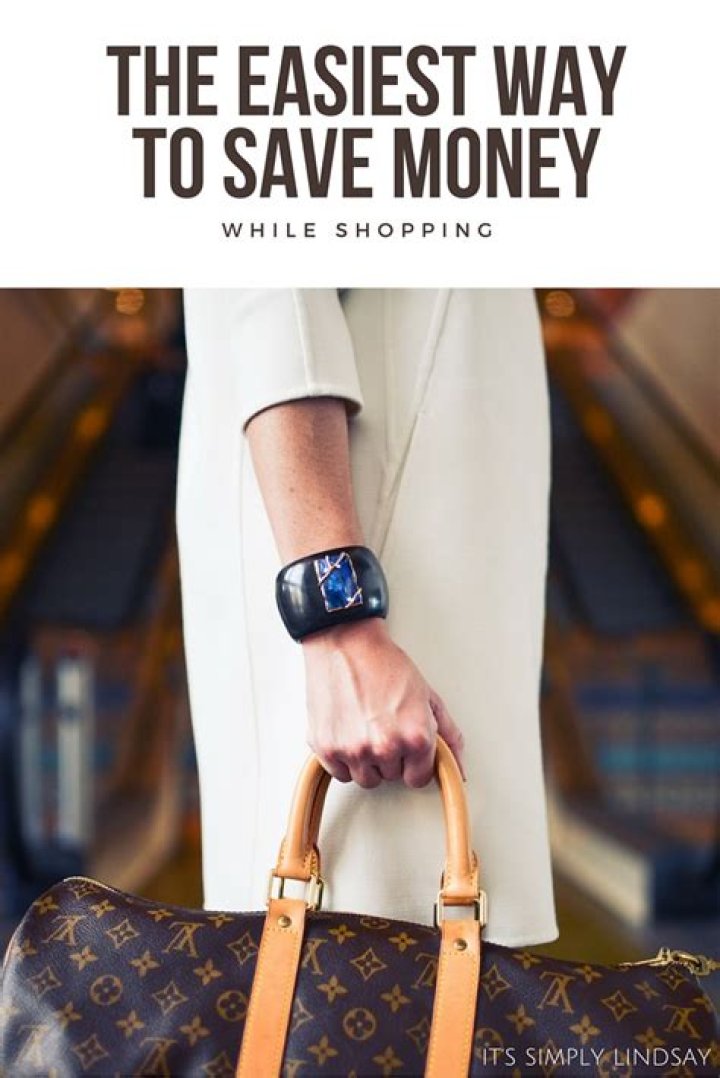 16 Best Ways to Save Money While Shopping Online, According to Experts