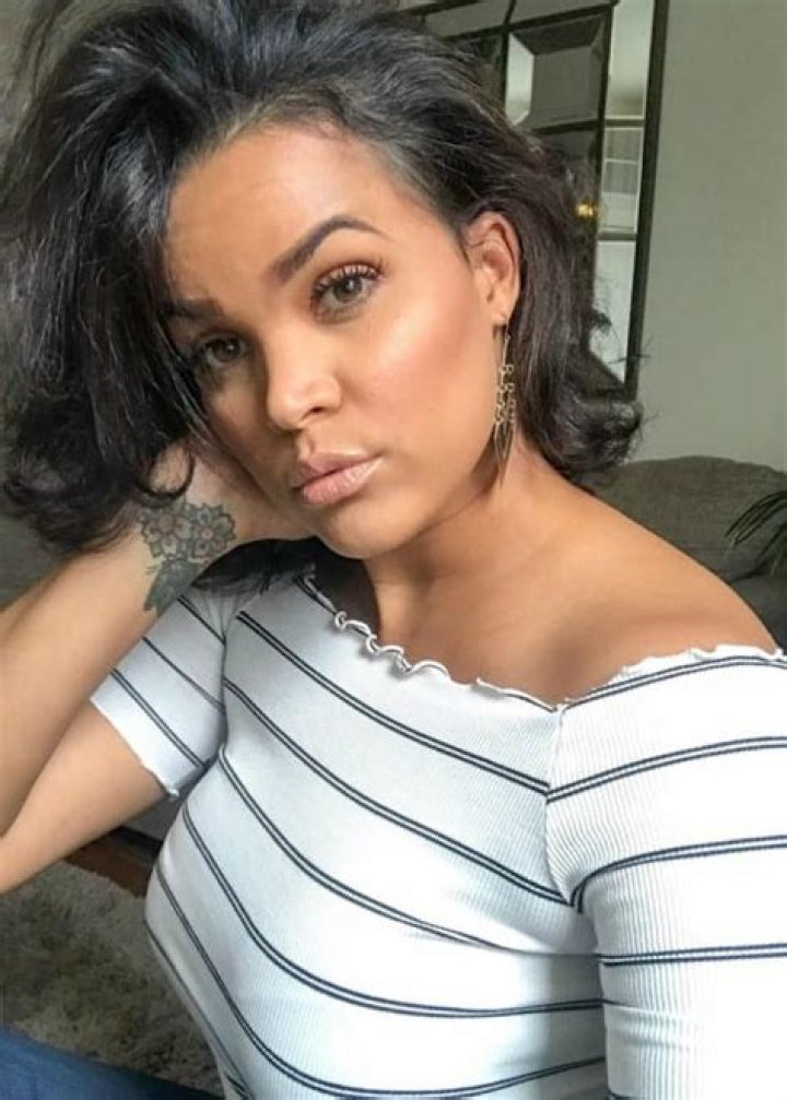 Ada de la Cruz Height, Weight, Age, Spouse, Family, Facts, Biography