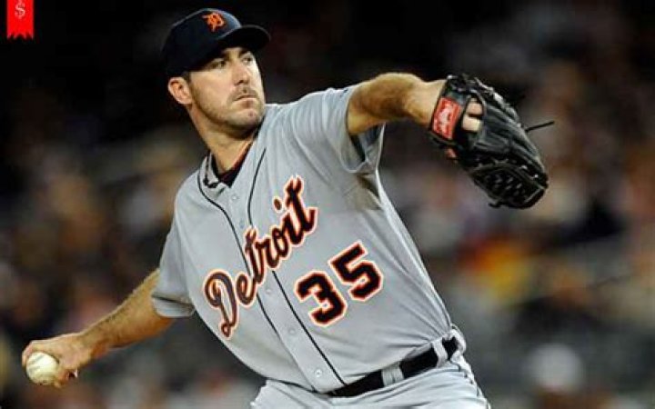 
Age 35, American Baseballer Pitcher Justin Making a Huge Salary Every Year, Has Tremendous Net Worth