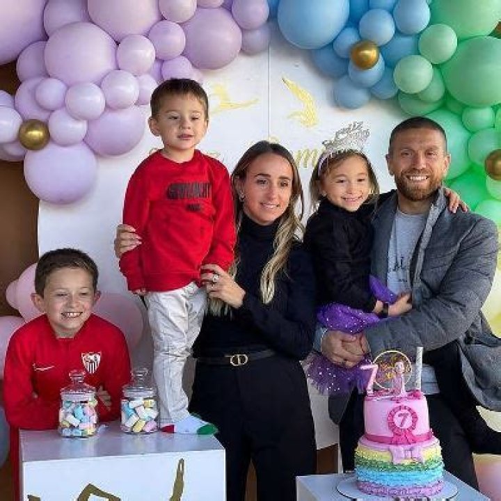 Alejandro Gomez Bio, Age, Net Worth, Salary, Market Value, Stats, & Girlfriend