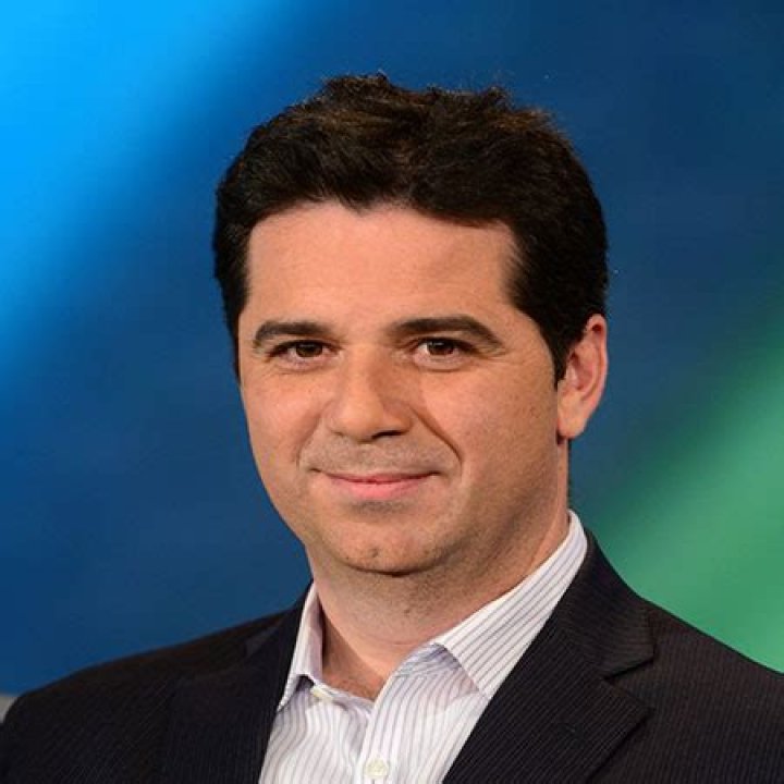 Andres Agulla Bio-salary, net worth, married, relationship, affair, dating, children, wife, age, career, and more