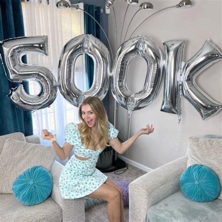 Angelina Polikarpova Height, Weight, Age, Boyfriend, Facts, Biography