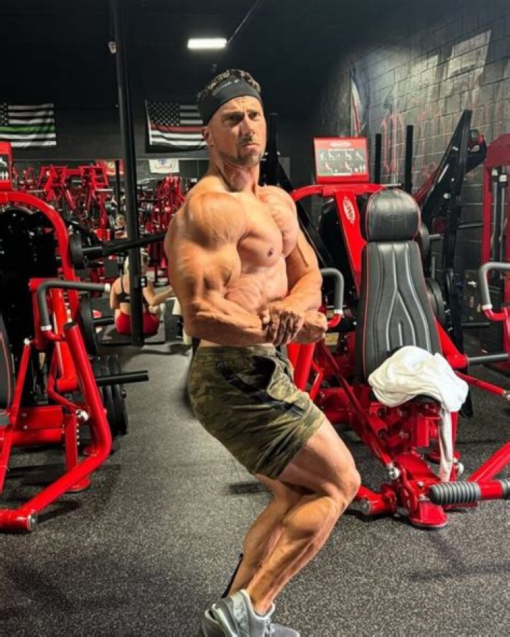 Angie Miller Height, Weight, Age, Body Statistics