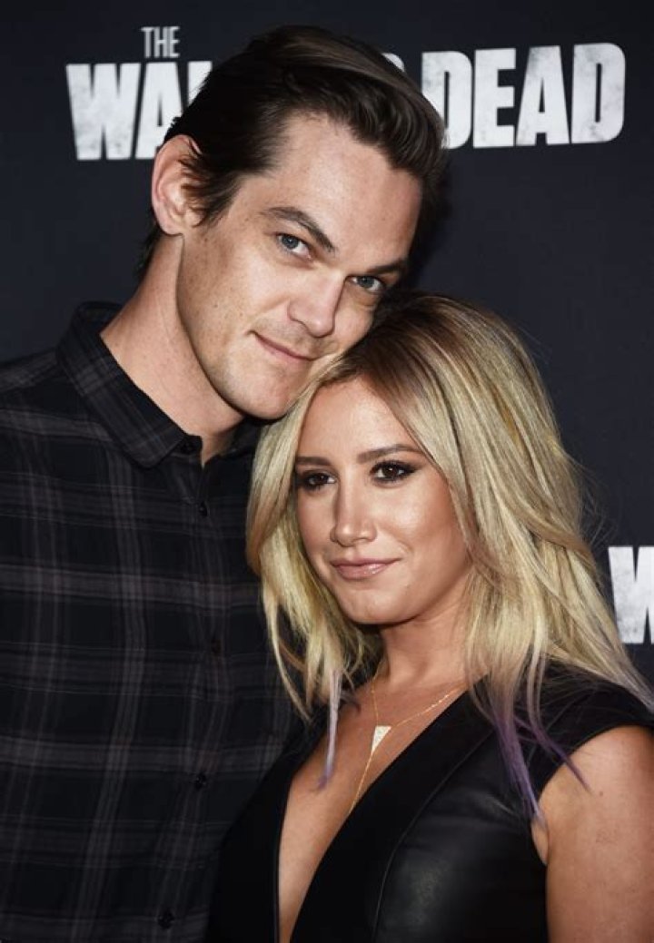 Ashley Tisdale Height, Weight, Age, Boyfriend, Body Statistics, Biography