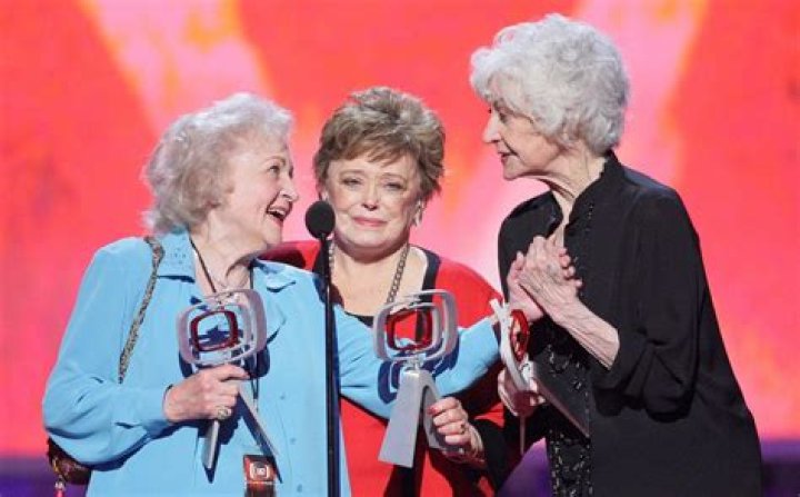 Bea Arthur Threatened to Hit Merv Griffin Because of His Question to Betty White