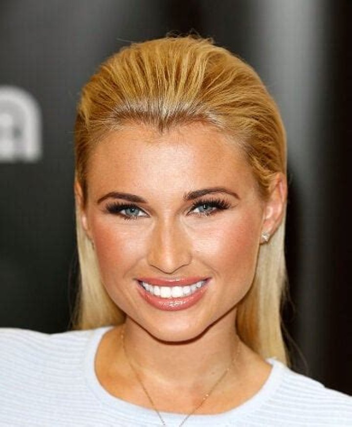 Billie Faiers Net Worth | Celebrity Net Worth