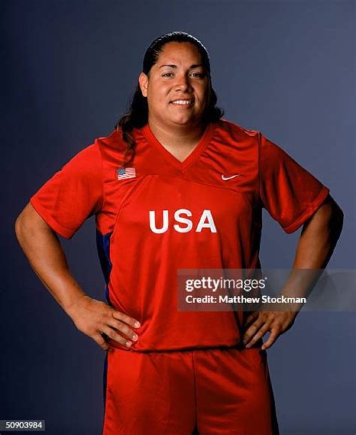 Crystl Bustos Biography- Softball player, Salary, Contract, Stats, Net worth, Married, Relationship, Affair, career, Dating, Children, Affair, Age, Height