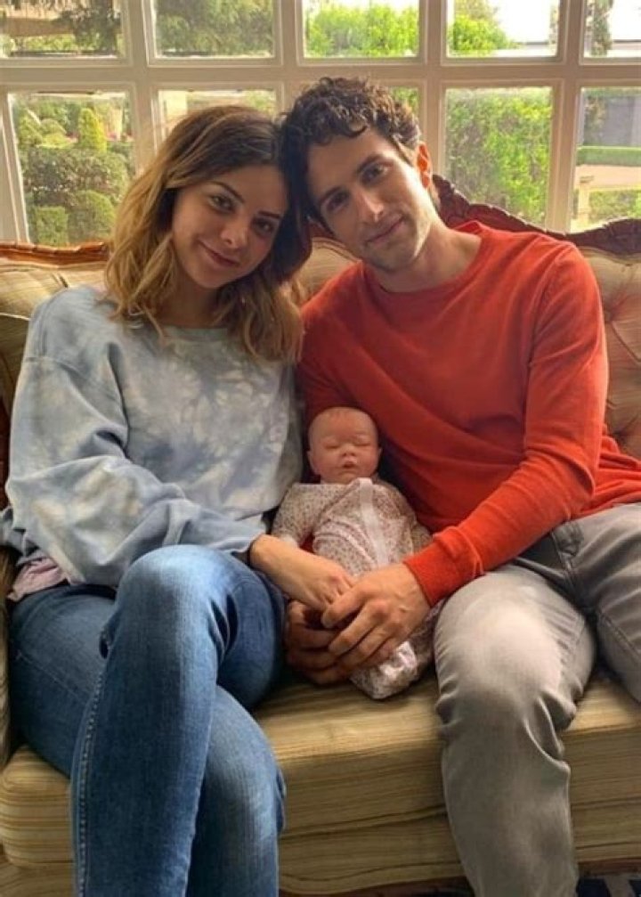 Darío Yazbek Bernal Height, Weight, Age, Girlfriend, Facts, Biography