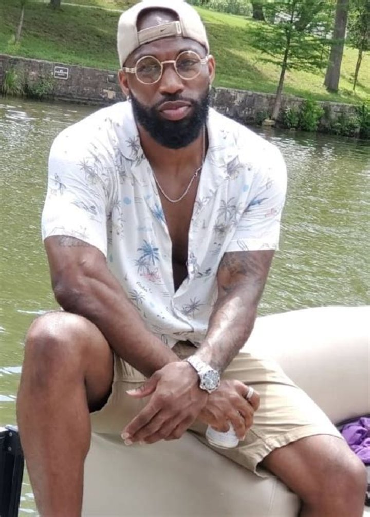 DaVonté Black Height, Weight, Age, Body Statistics