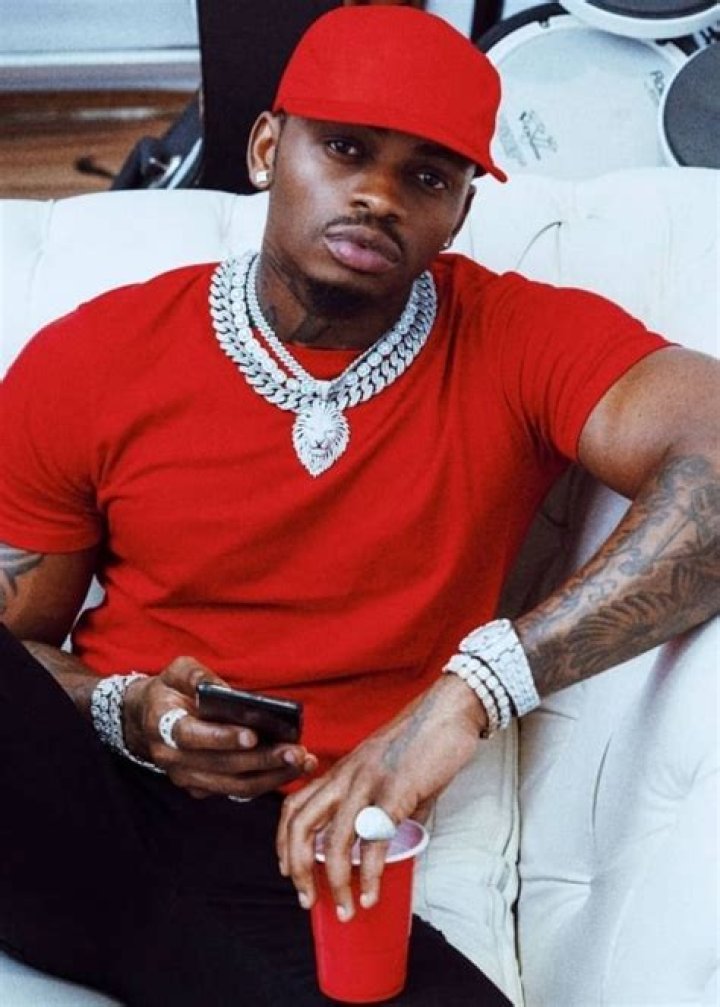 Diamond Platnumz Height, Weight, Age, Family, Facts, Biography