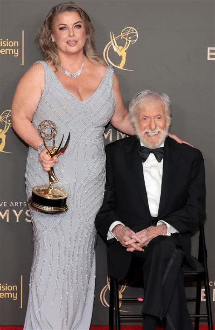 Dick Van Dyke Height, Weight, Age, Spouse, Children, Facts