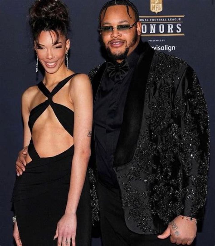 Dion Dawkins Bio-salary, net worth, contract. relationship, girlfriend, stats, nfl, married, children, wife, nationality, age