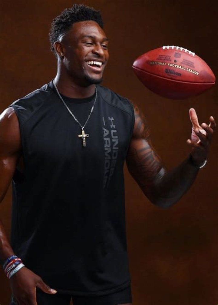 DK Metcalf Height, Weight, Age, Girlfriend, Family, Facts, Biography