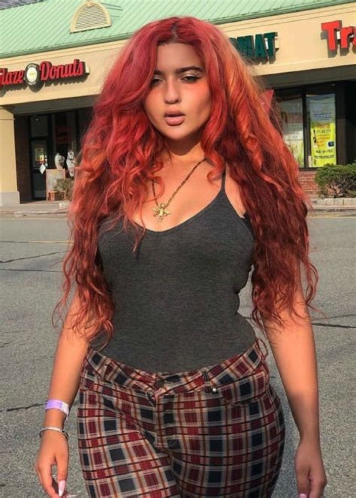 Dounia (Singer) Height, Weight, Age, Body Statistics