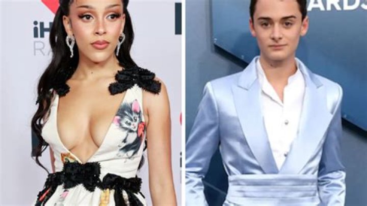 DOVE CAMERON, KRISTIN CHENOWETH – Celeb Secrets