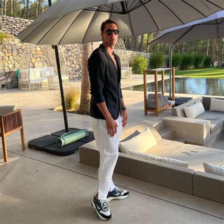 Dusan Vlahovic Bio, Age, Net Worth, Salary, Market Value, Stats, Transfer, & Girfriend