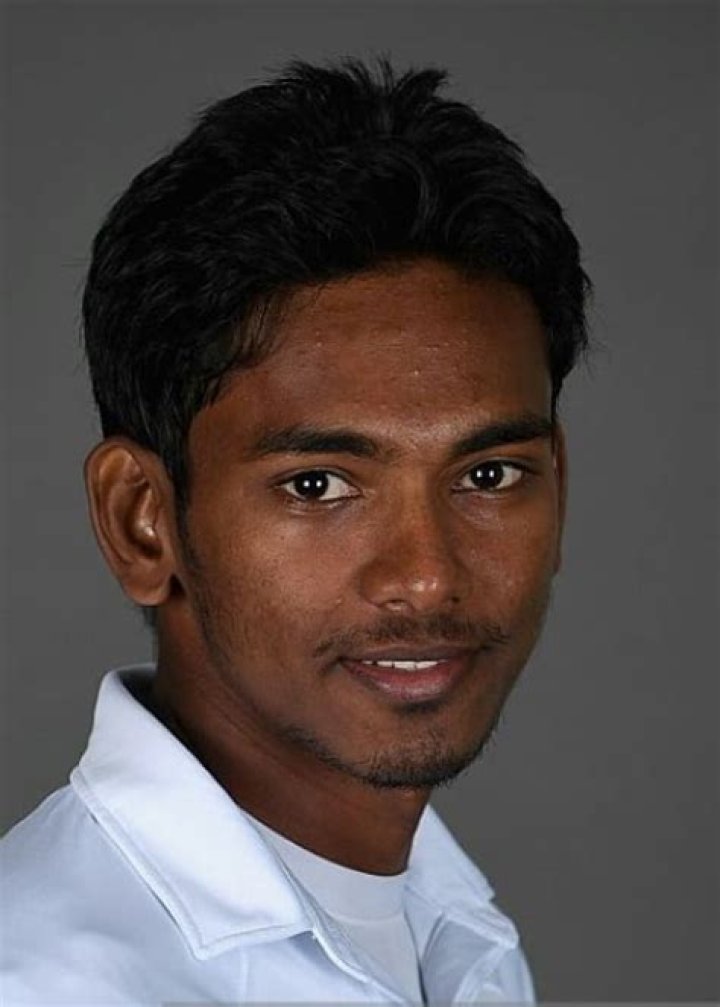 Dushmantha Chameera Height, Weight, Age, Body Statistics