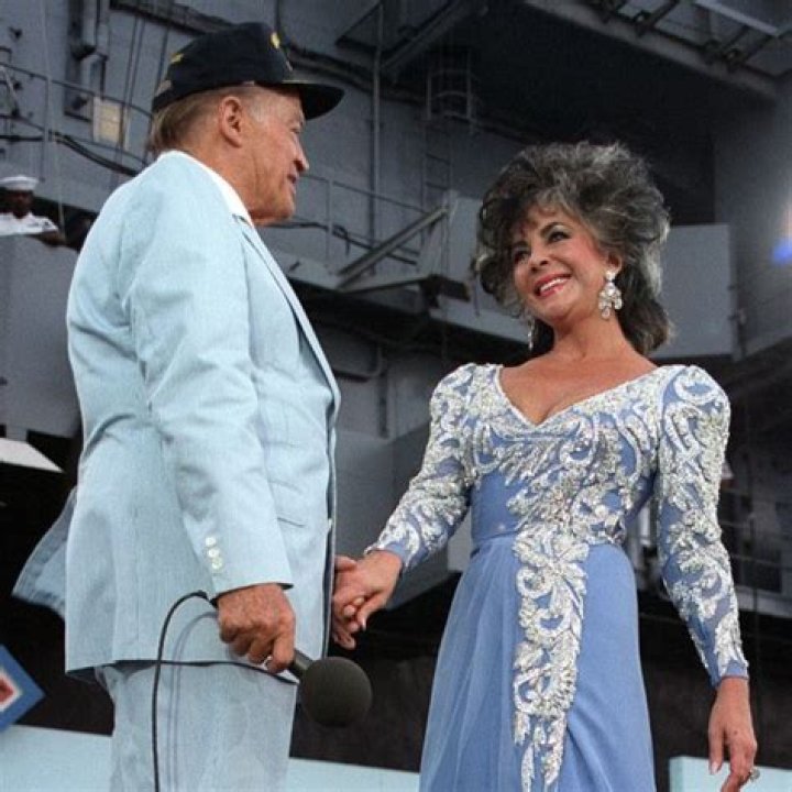 Elizabeth Taylor Height, Weight, Age, Death, Spouse, Biography