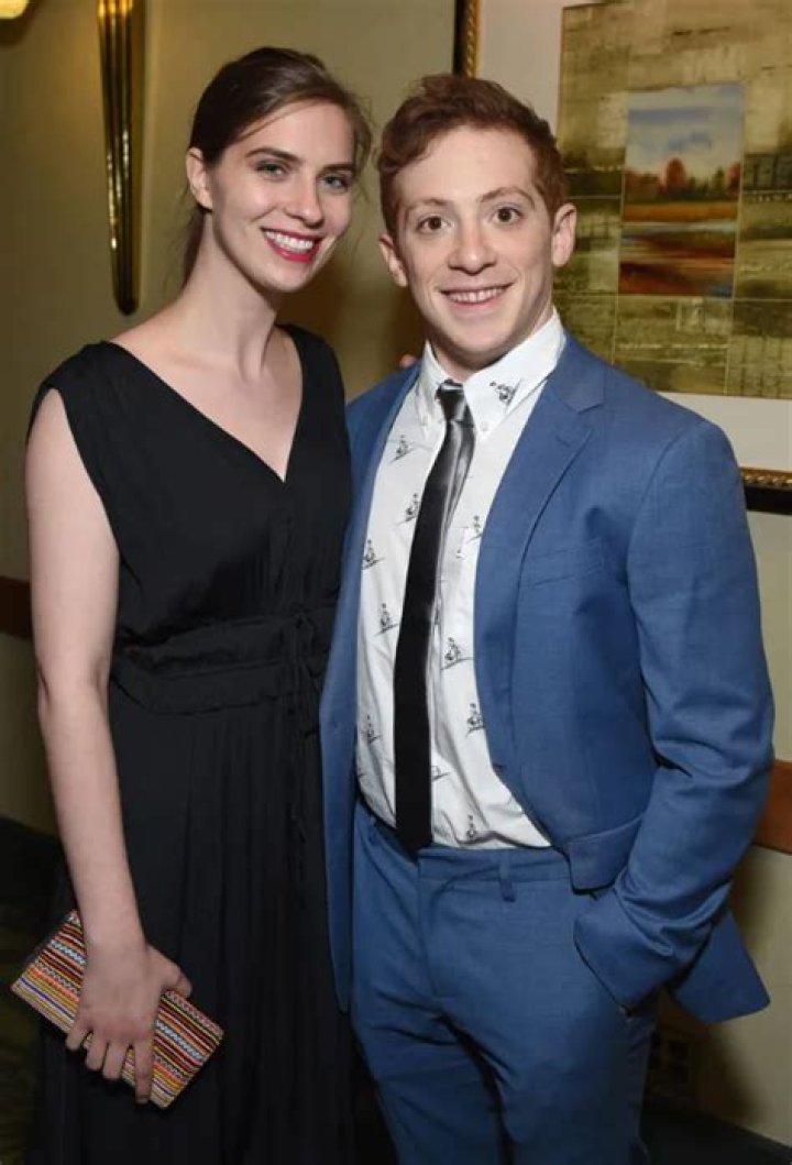 Emma Slater Height, Weight, Age, Boyfriend, Family, Facts, Biography