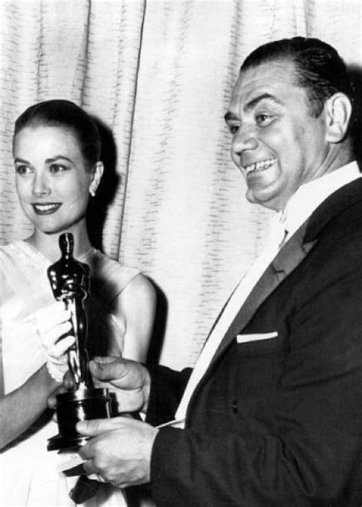 Ernest Borgnine Height, Weight, Age, Girlfriend, Family, Biography