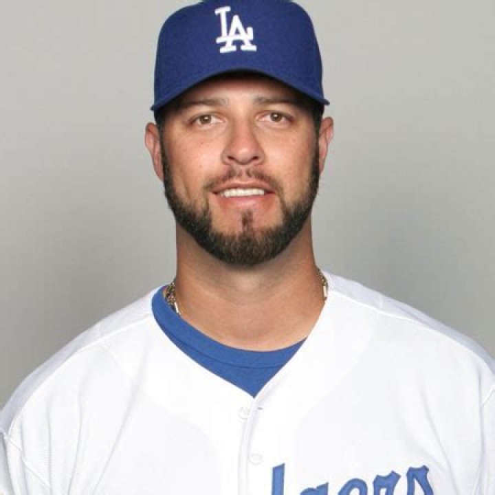 Esteban Loaiza Bio-salary, net worth, wife, married, children, controversy, relationship, affair, career, contract, stats, age