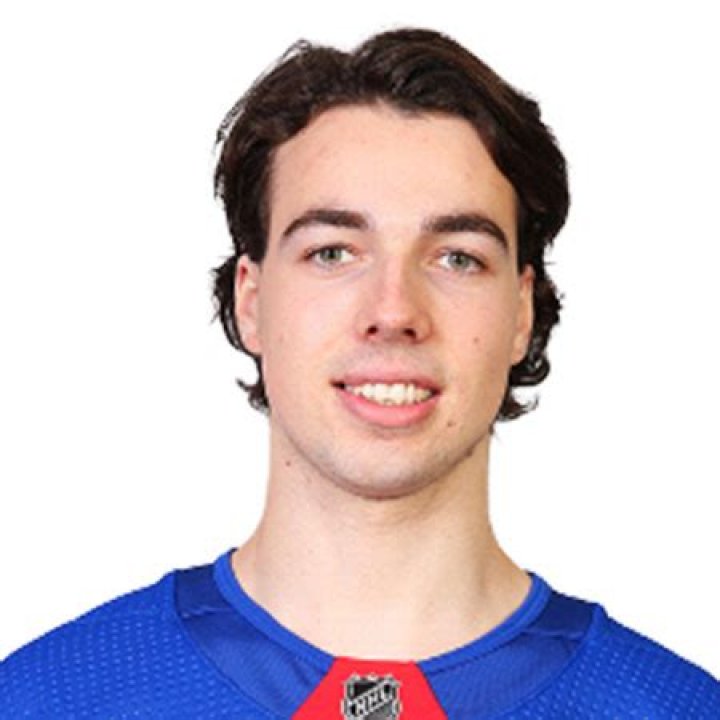 Filip Chytil Biography-salary, contract, net worth, stats, earnings, girlfriend, relationship, age, nationality, family, career