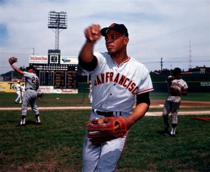 Former baseball center fielder, Willie Mays has a net worth of $3 million, Is he married?