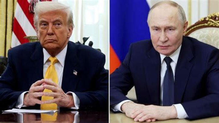 Here's What Body Language Experts Are Saying about the Trump-Putin Summit