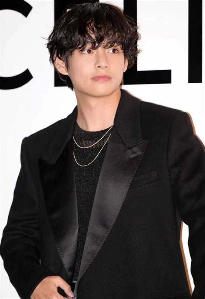 Hire V (Kim Tae-hyung) for a Corporate Event or Performance Booking.