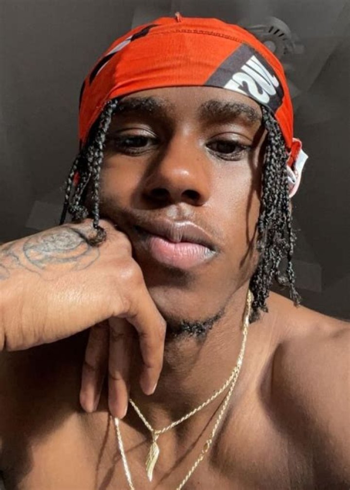 Ian Griffin Height, Weight, Age, Girlfriend, Family, Facts, Biography