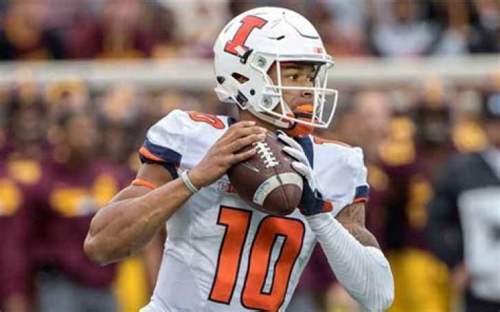 
Is the 29 Years American Football Quarterback Cam Newton Ever Married, Currently is in a Relationship with Kia Proctor, Has a Daughter and a Son