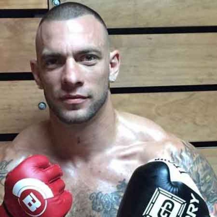 Joe Schilling, wife, net worth, MMA, Bellator, next fight, cigarette, Biography, Bio, MMA, Net Worth