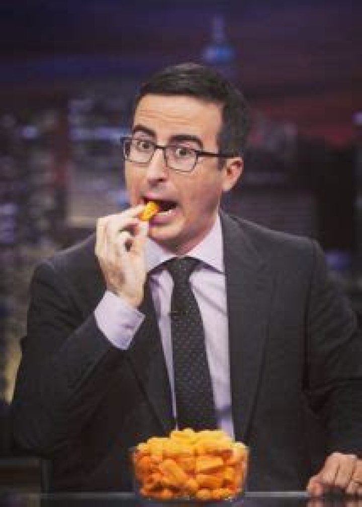 John Oliver Height, Weight, Family, Facts, Spouse, Education, Biography