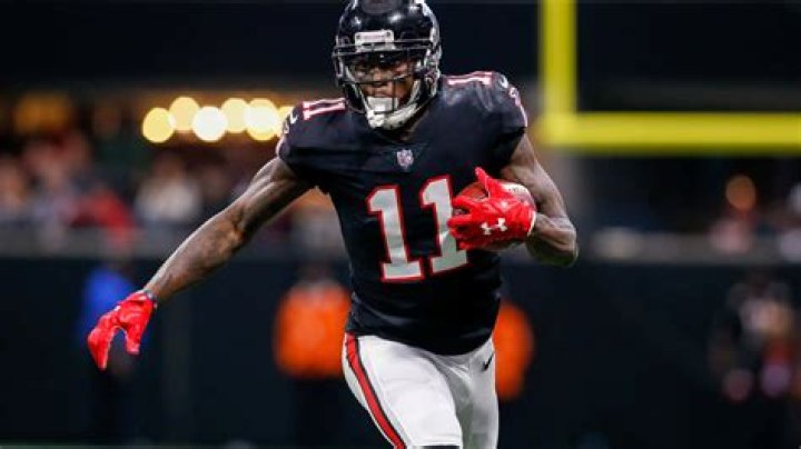 Julio Jones Latest Wide Receiver To Sign Big Money Deal