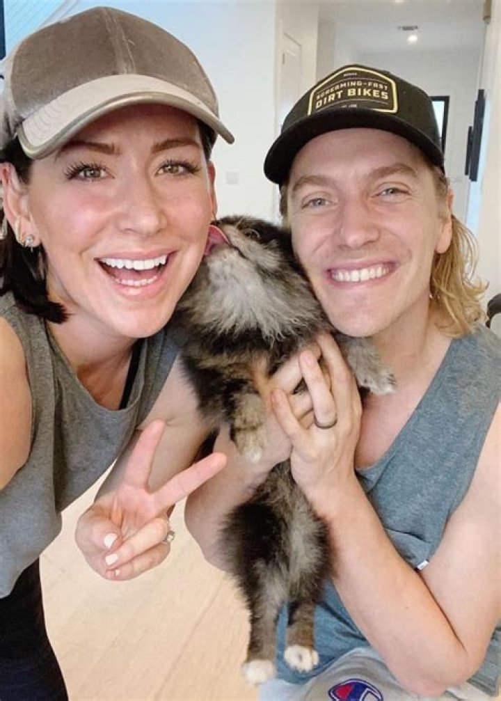 Karena Dawn Height, Weight, Age, Spouse, Family, Facts, Biography