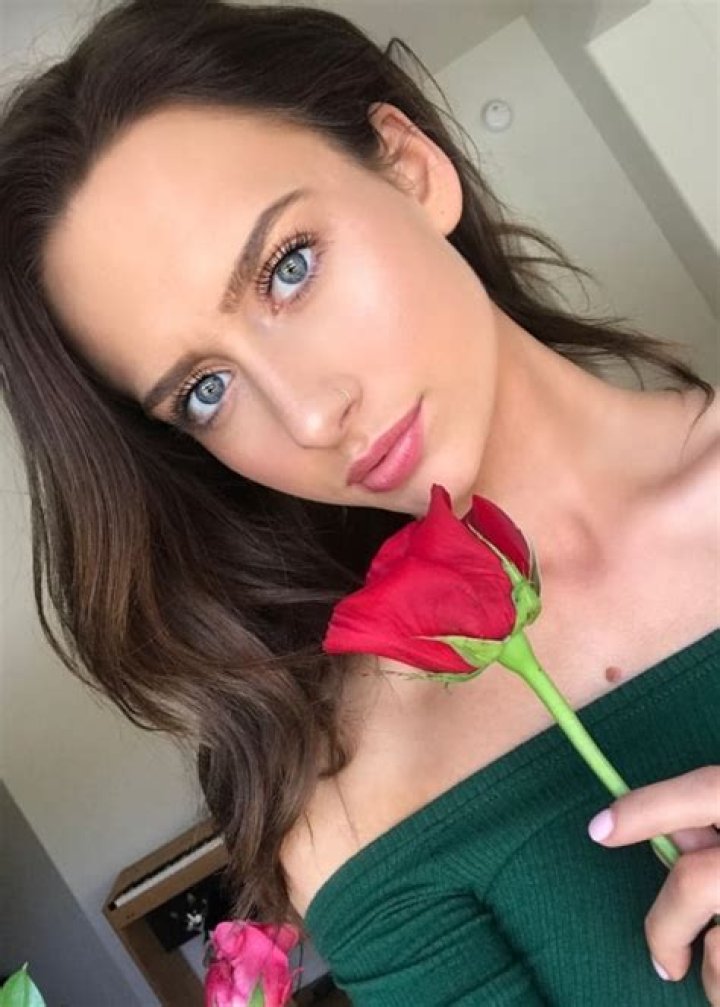 Karisma Collins Height, Weight, Age, Body Statistics