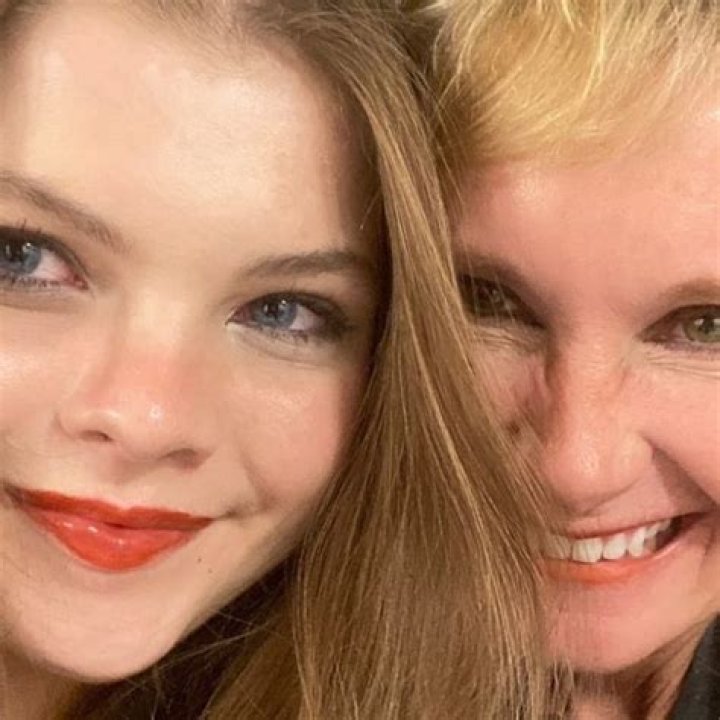 Kate Godfrey Height, Weight, Age, Boyfriend, Family, Facts, Biography