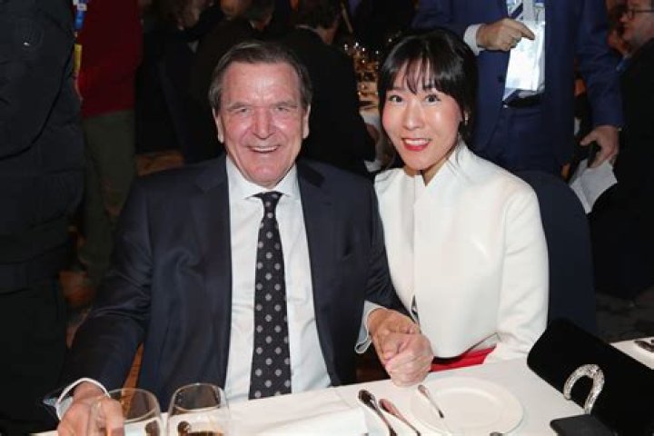 Kim So Yeon Net Worth