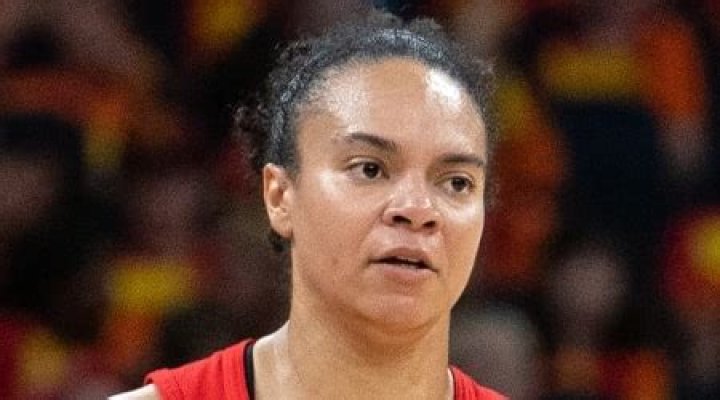 Kristi Toliver Height, Weight, Age, Body Statistics