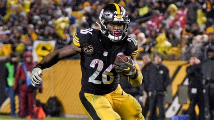 
Le’Veon Bell Aiming For $17 million a Year with Steelers