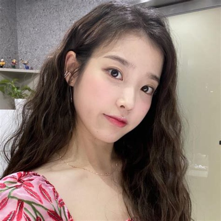 Lee Ji Eun Net Worth