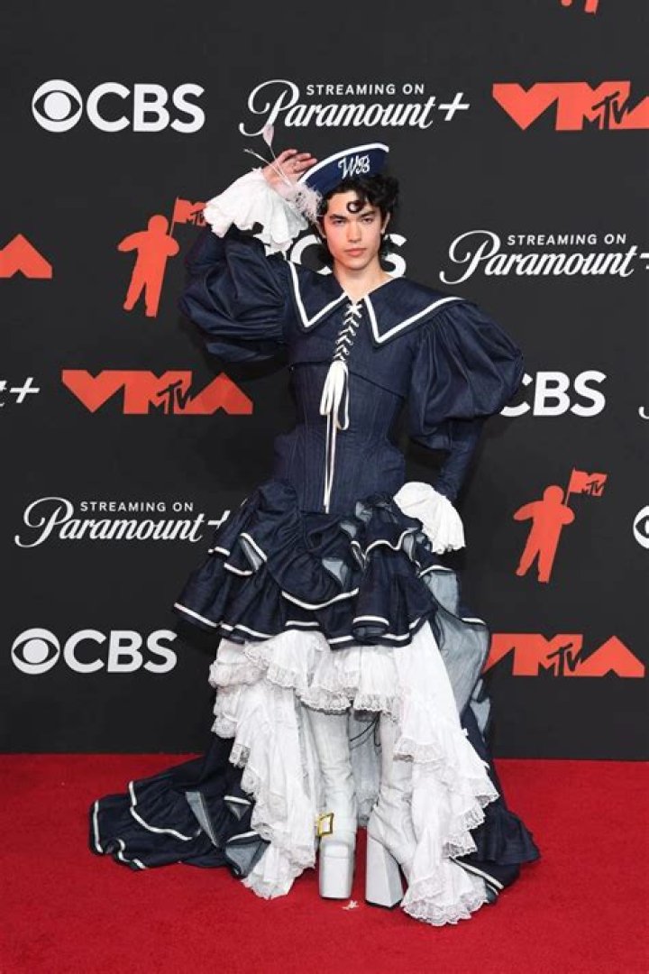 Lil Wayne to Return to the VMAs Stage in Over 10 Years with Unforgettable Performance – Celeb Secrets