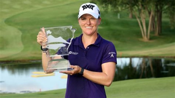 LPGa Golfer Austin Ernst Earnings and Net worth; Know about her Career, Family, Brother, Fiance, Height