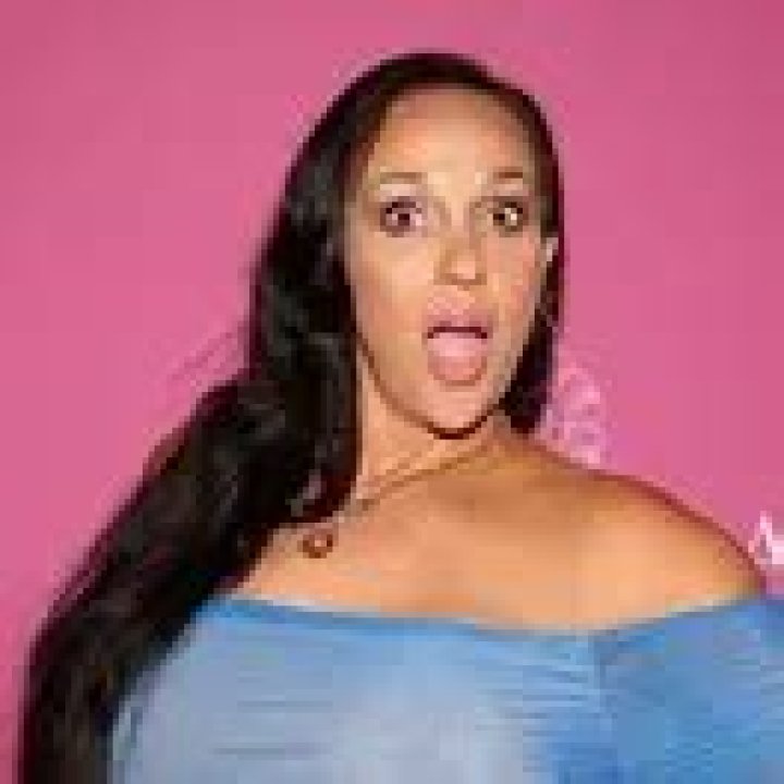 Maika Monroe Net Worth | Celebrity Net Worth