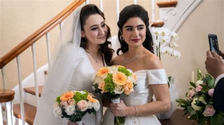 Marah’s Wedding In Firefly Lane: Who Does She Marry?