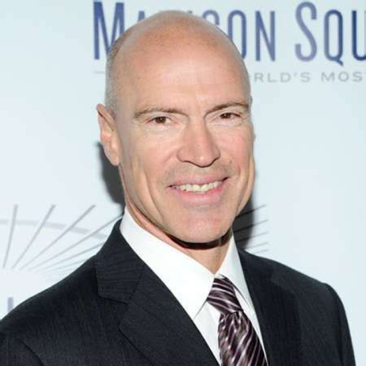 Mark Messier Bio, married, children, earnings, affair, net worth, salary, NHL, Ice Hockey, WHA, NHL, Career, facts