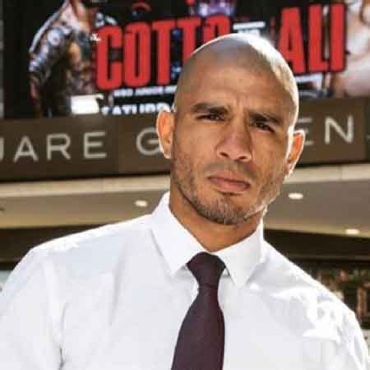 Miguel Cotto Bio-salary, net worth, married, affair, relationship, career, nationality, age, family, earnings, wife, children