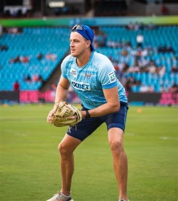 Morne Morkel Height, Weight, Age, Body Statistics