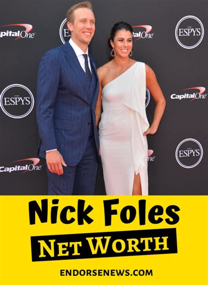Nick Foles Height, Weight, Family, Facts, Spouse, Education, Biography