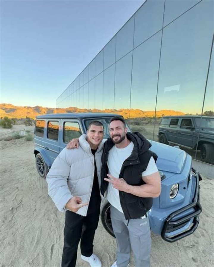 Noel Deyzel net worth, income and estimated earnings of Youtuber channel